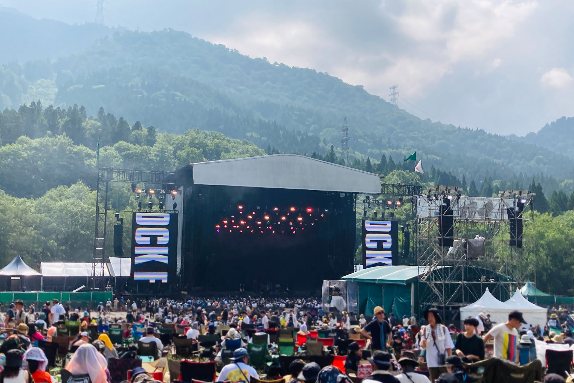 大阪からフジロックに飛行機と新幹線で行ってみた！
